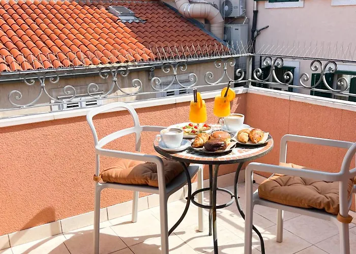 Morei Historical Apartman *