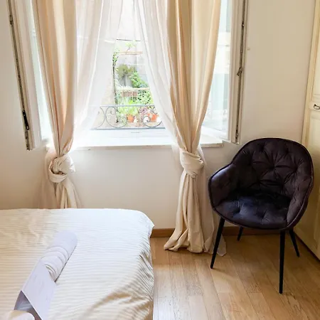 Morei Historical Apartment *